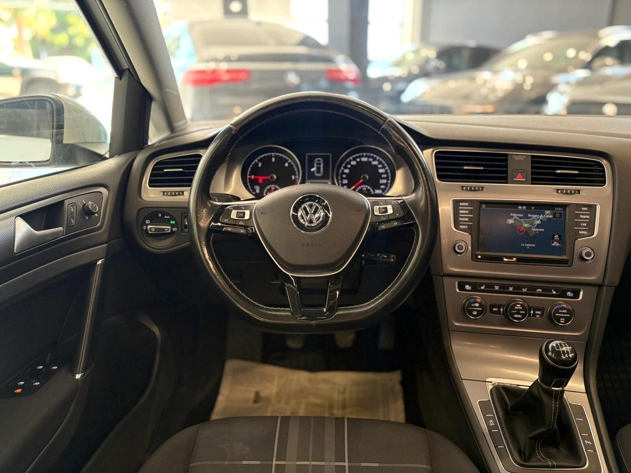 Volkswagen Golf 2.0 TDI 5p Lounge BlueMotion Technology Tetto Apribile