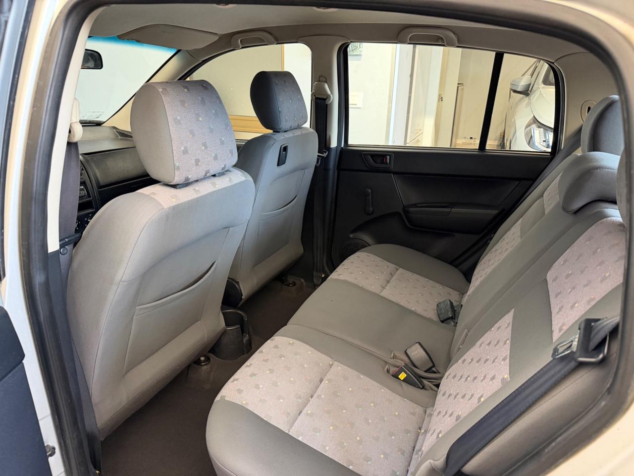 HYUNDAI GETZ ('02'-'09') GETZ 1.1 5P STYLE (46 KW)