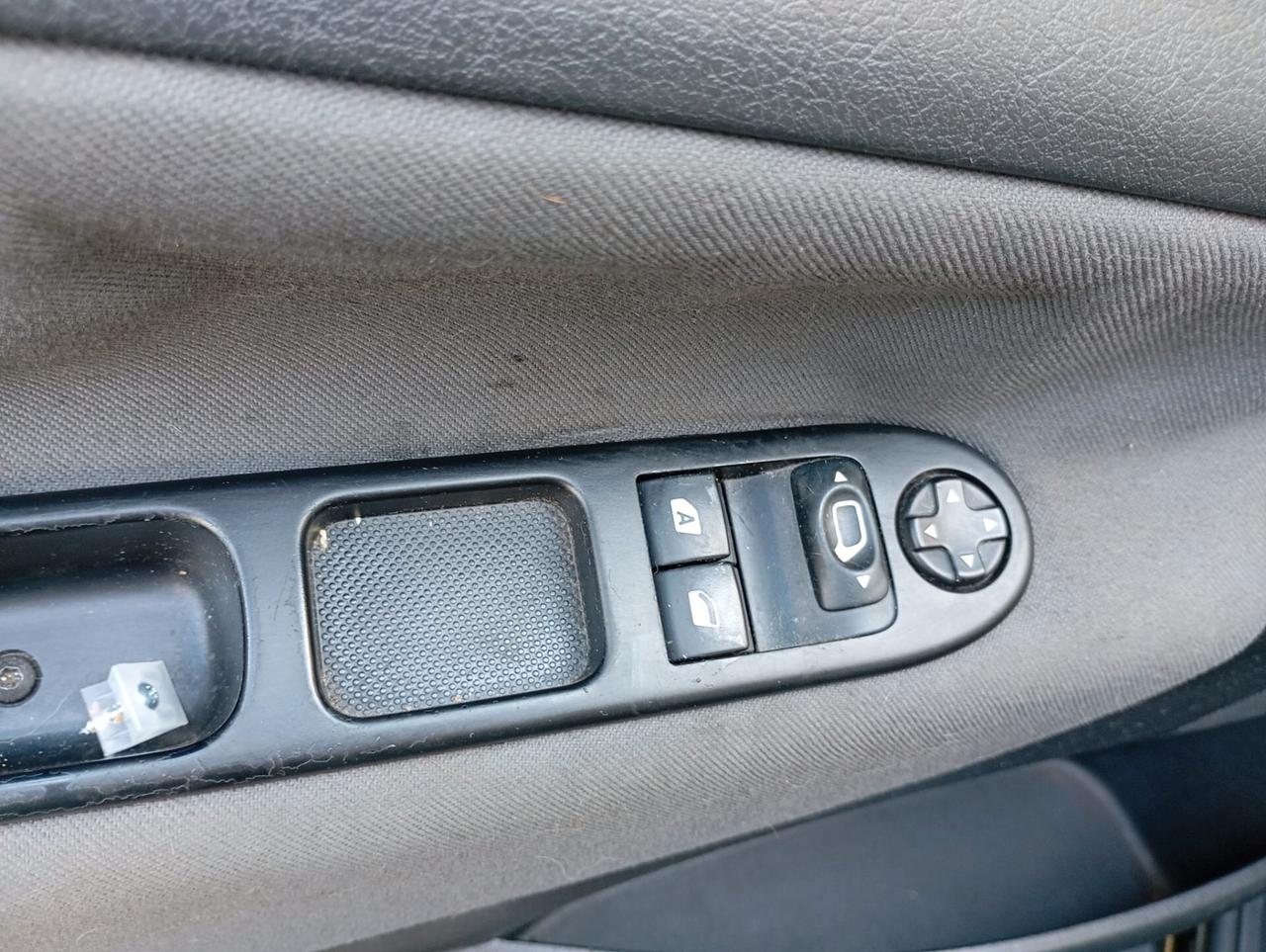 Peugeot 207 1.6 VTi 120CV SW XS Ciel-2009