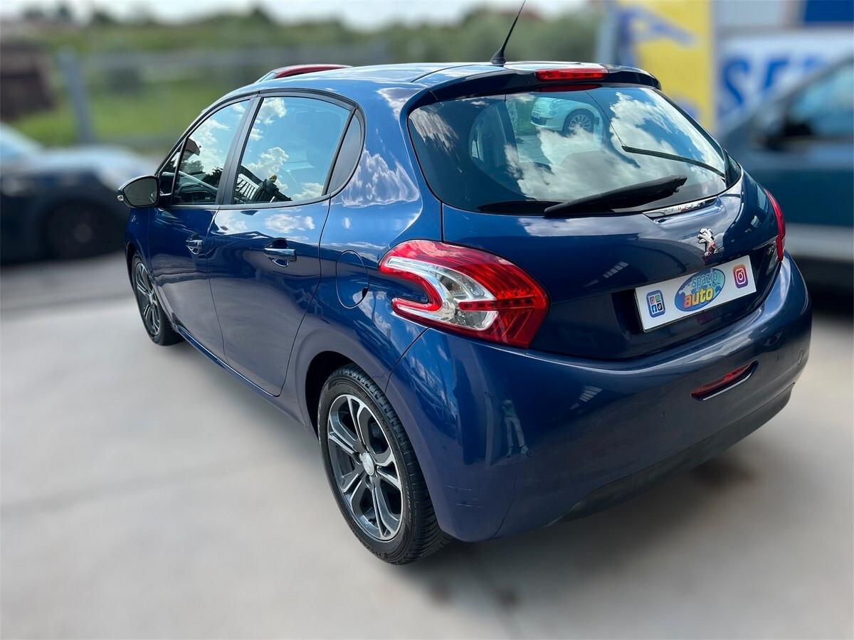 Peugeot 208 PureTech 82 5 porte Access APPENA FATTO ​CINGHIA DI DISTRIBUZIONE / X NEOPATENTATI