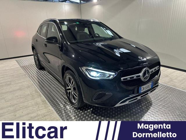 MERCEDES-BENZ GLA 200 Automatic Sport