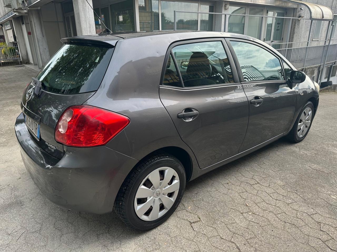 Toyota Auris 1.4 D-4D 5 porte Sol*NEOPATENTATI