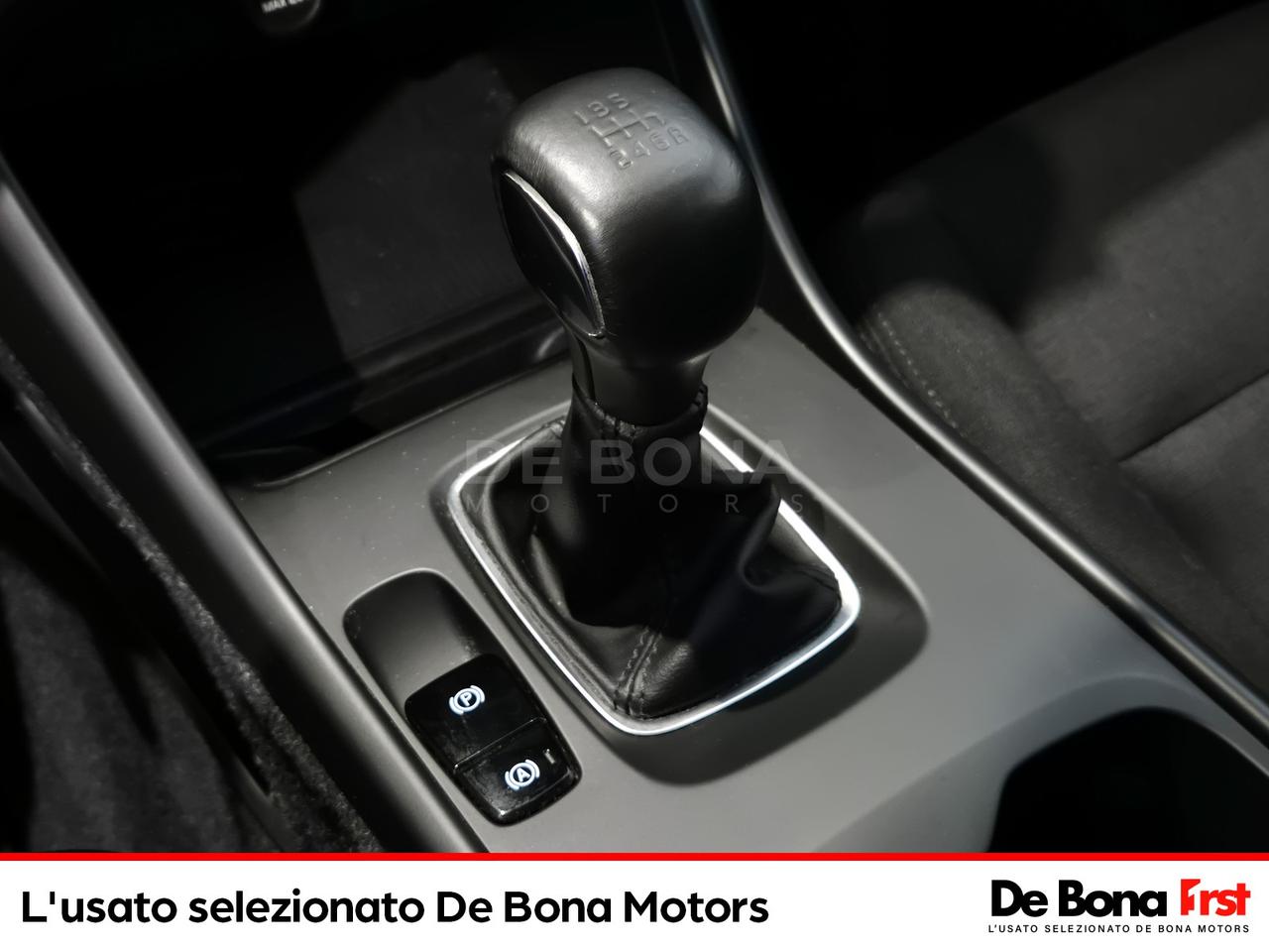 Volvo XC40 1.5 t3 momentum core 163cv my21