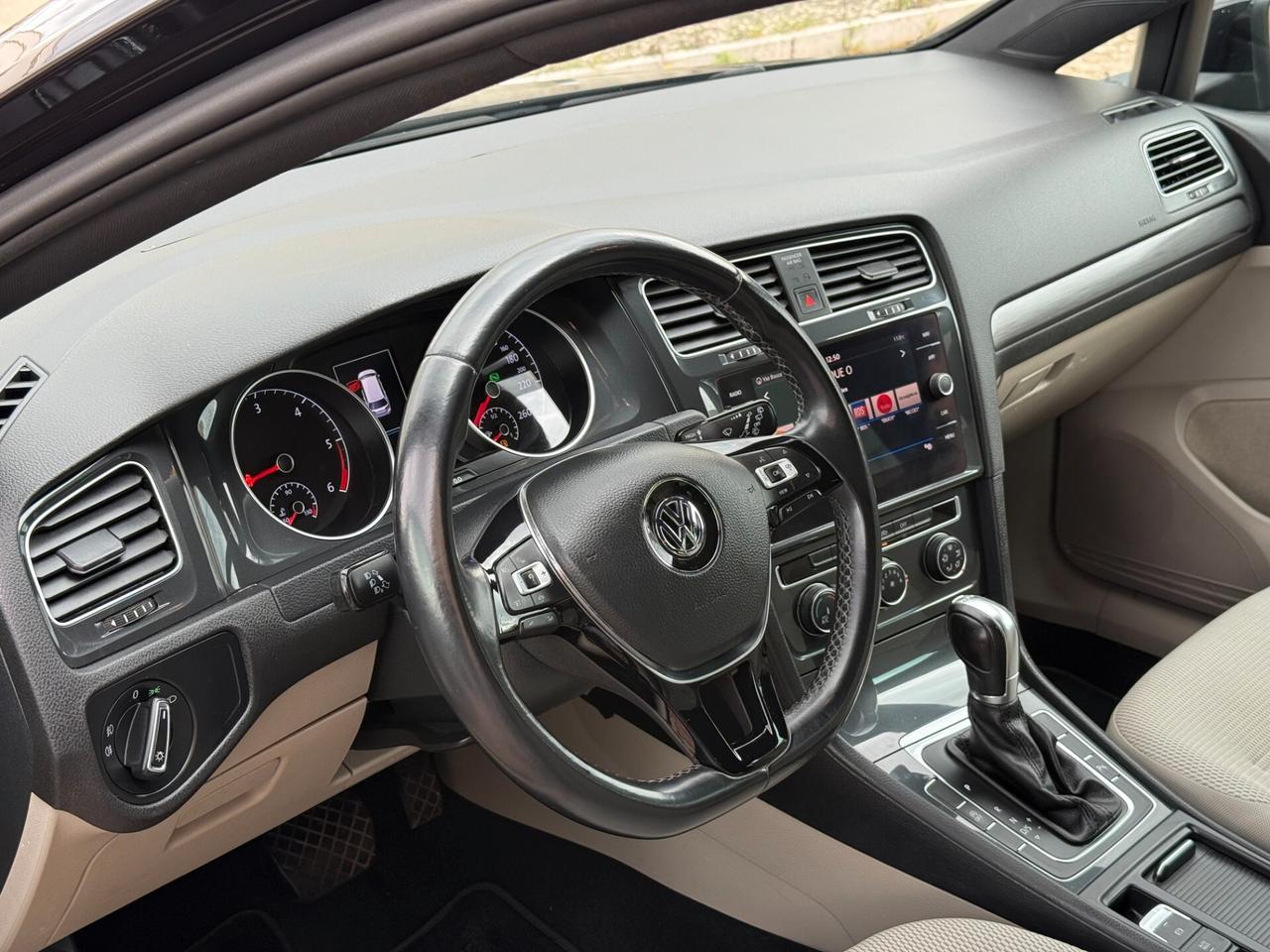 Volkswagen Golf Variant 1.6 TDI 115 CV DSG Executive BlueMotion Tech. CarPlay