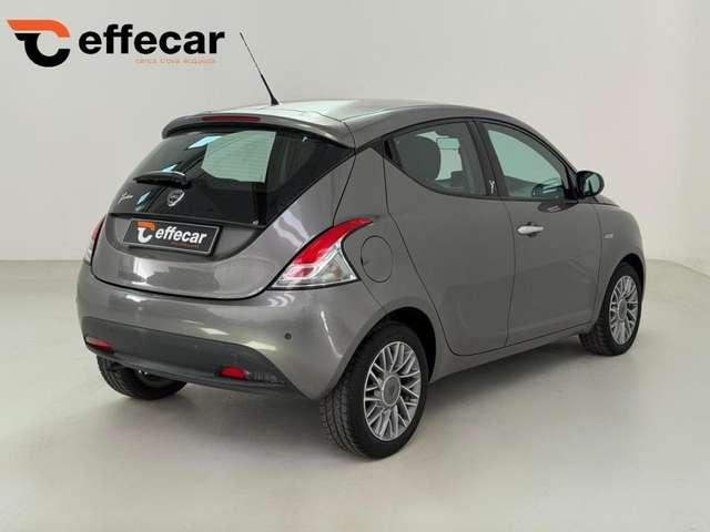 Lancia Ypsilon 0.9 TwinAir 85 CV 5 porte S&S Platinum