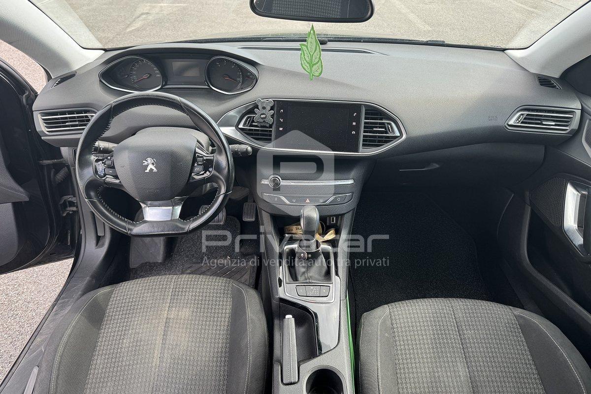 PEUGEOT 308 BlueHDi 120 S&S Business