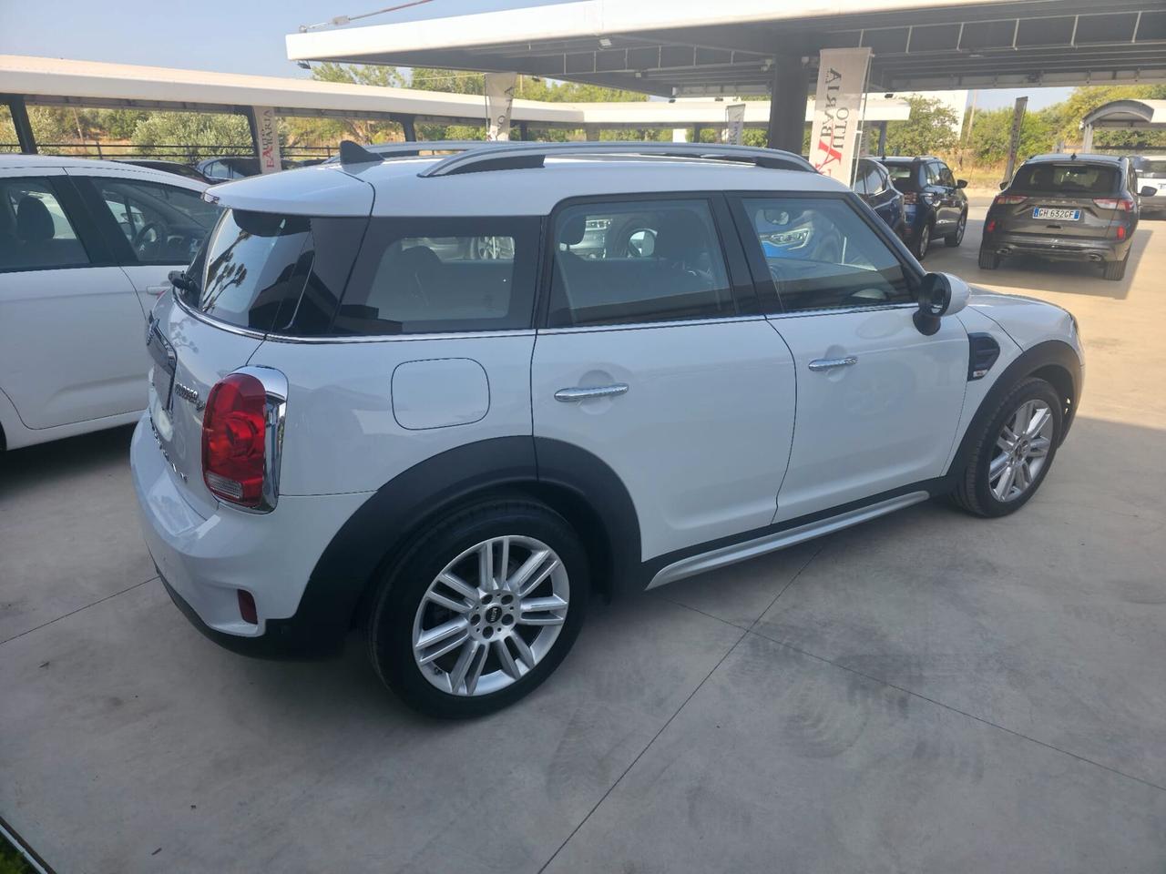Mini Cooper D Countryman 2.0 Business Automatica