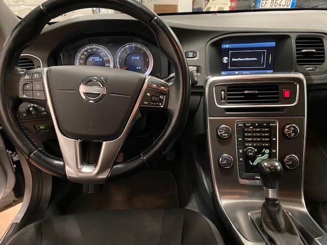 Volvo V60 D2 1.6