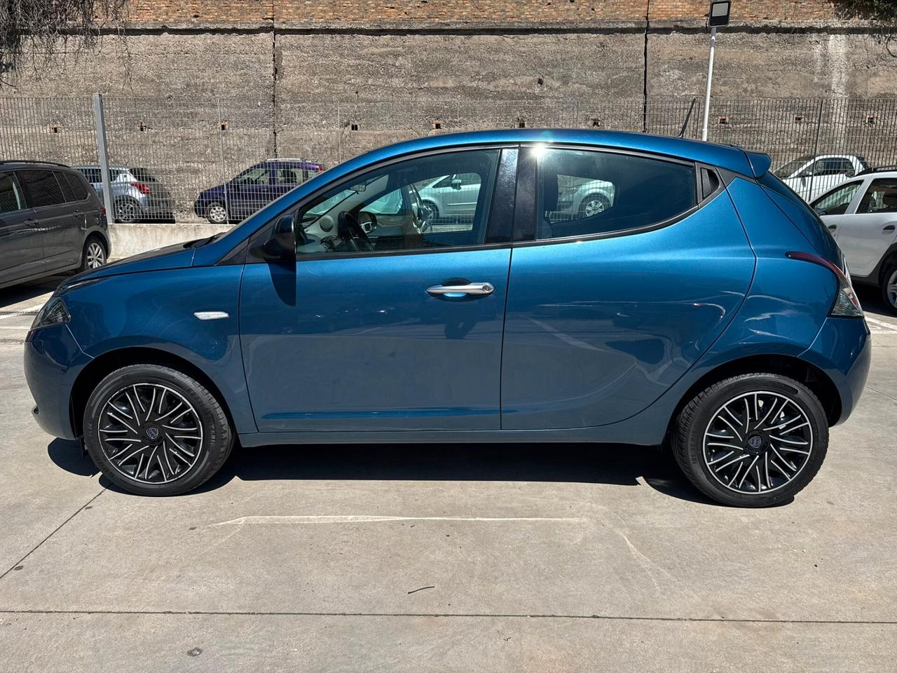 LANCIA YPSILON 1.0 HYBRID GOLD **PREZZO REALE**