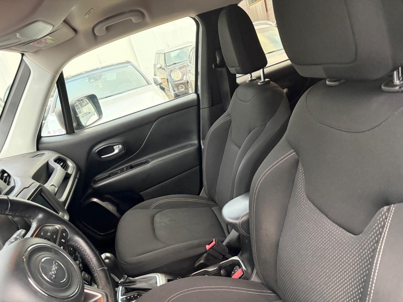 Jeep Renegade 1.3 T4 DDCT S