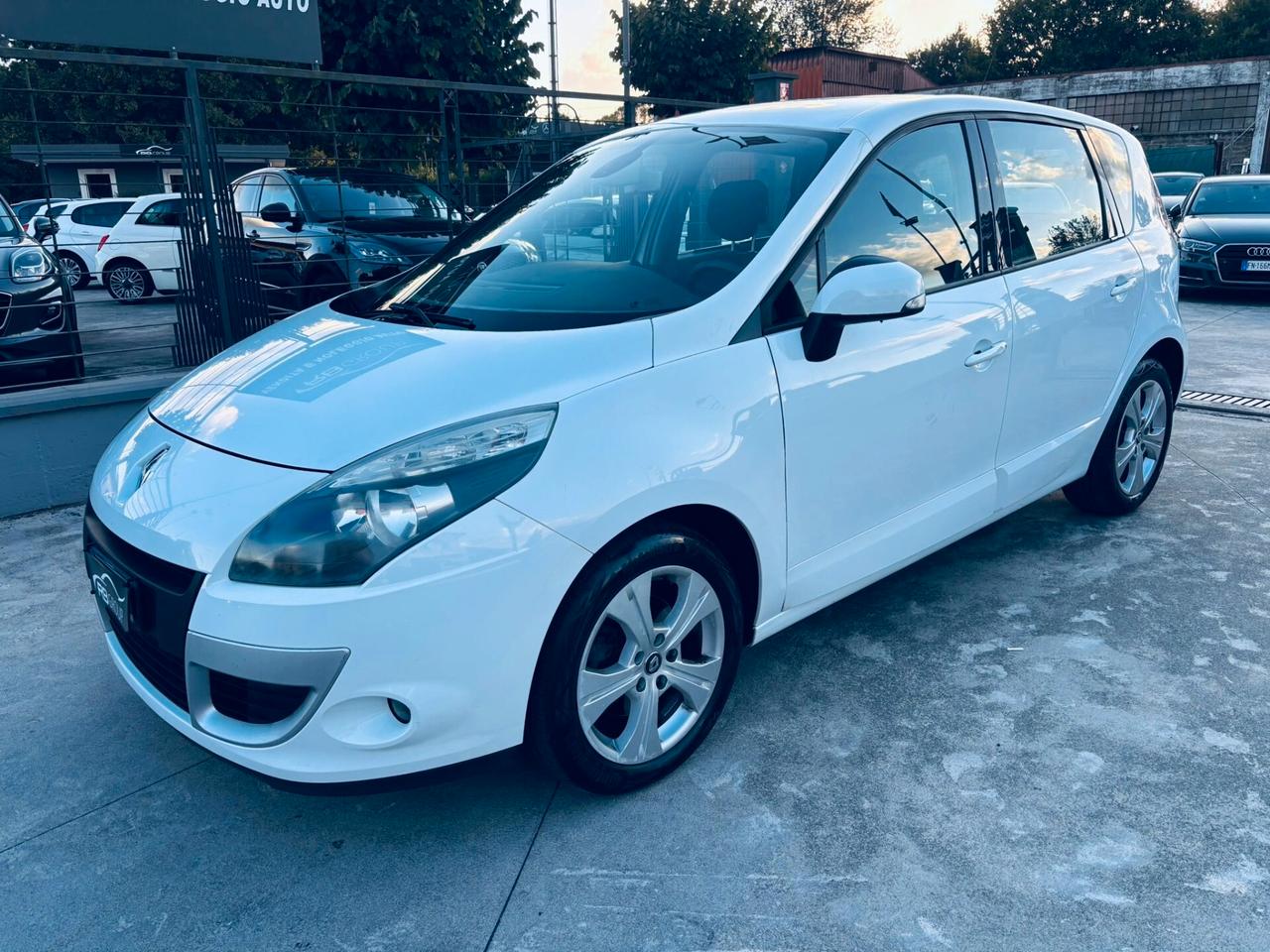 Renault Scenic Scénic 1.5 dCi 110CV Dynamique
