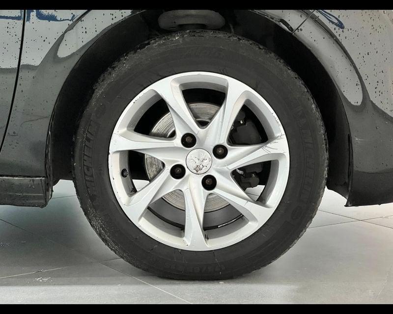 Peugeot 208 I 2012 3p 1.4 hdi 8v Access c/reg.vel.