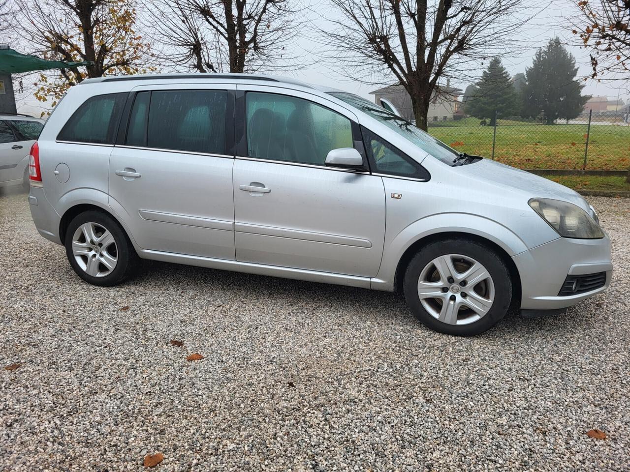 Opel Zafira Opel Zafira 1.9 16v cdti 150cv Cosmo