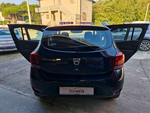 Dacia Sandero CON IMPIANTO GPL X NEOPATENTATI KM 98000