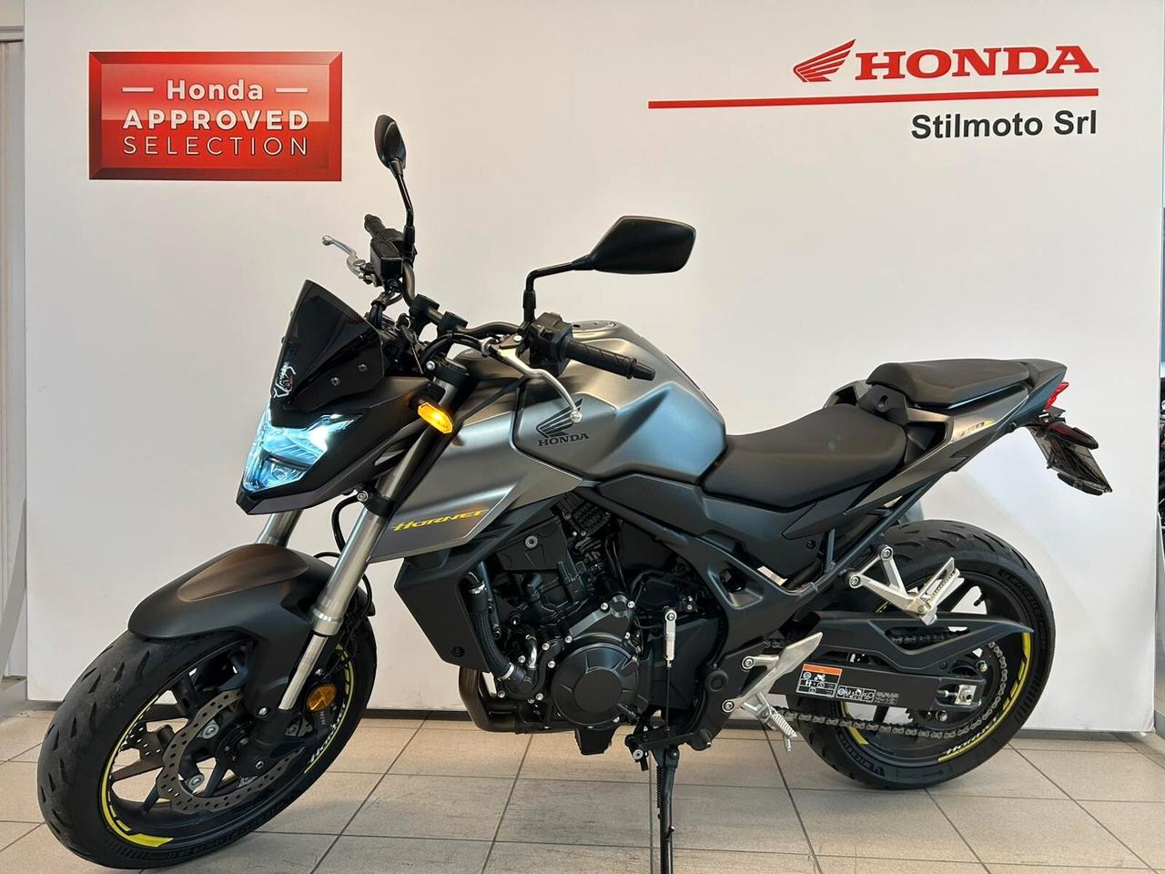 CB 750 Hornet (2023 - 24)