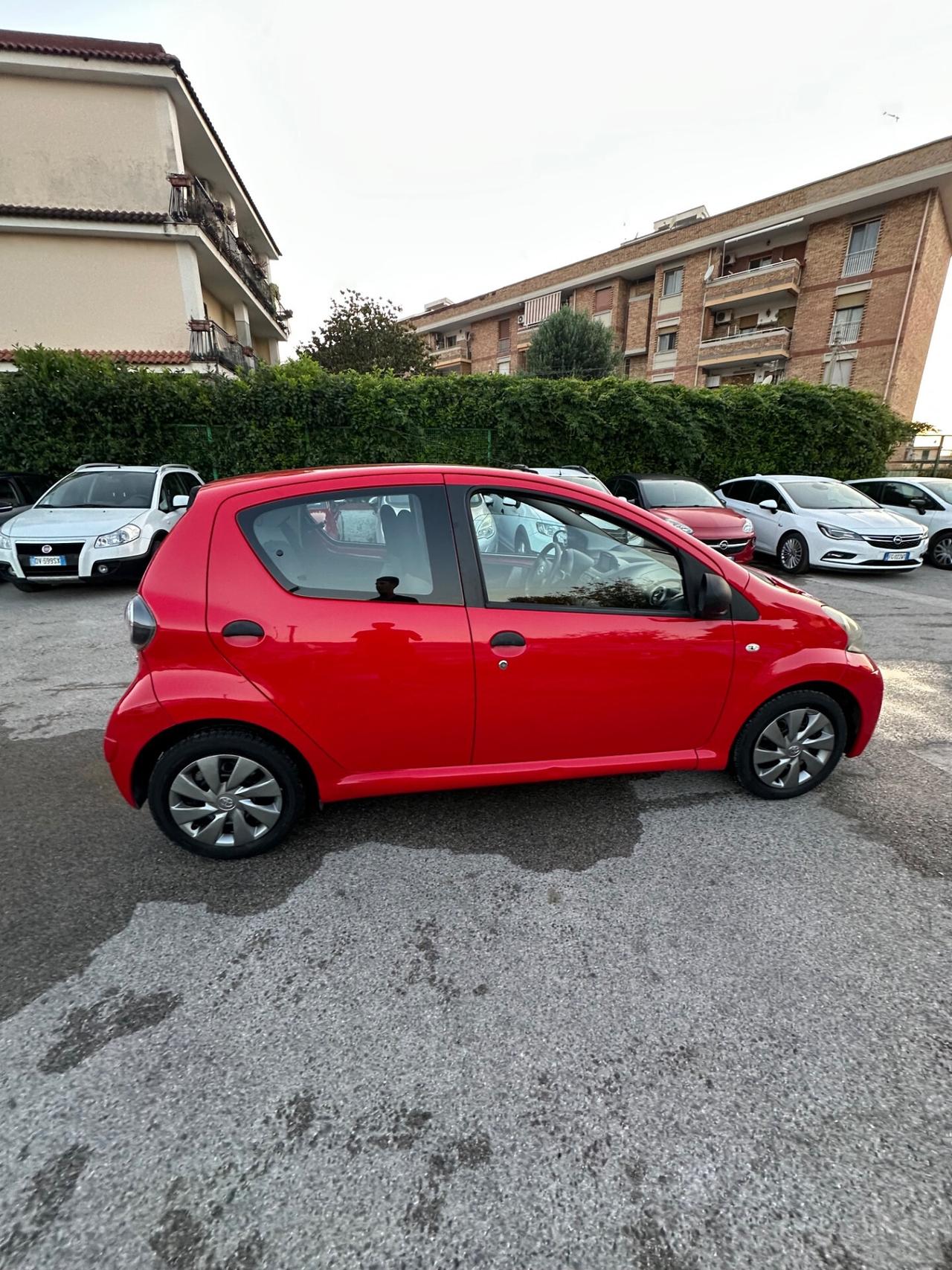 Toyota Aygo 1.0 12V VVT-i 5 porte Cool Soda Connect