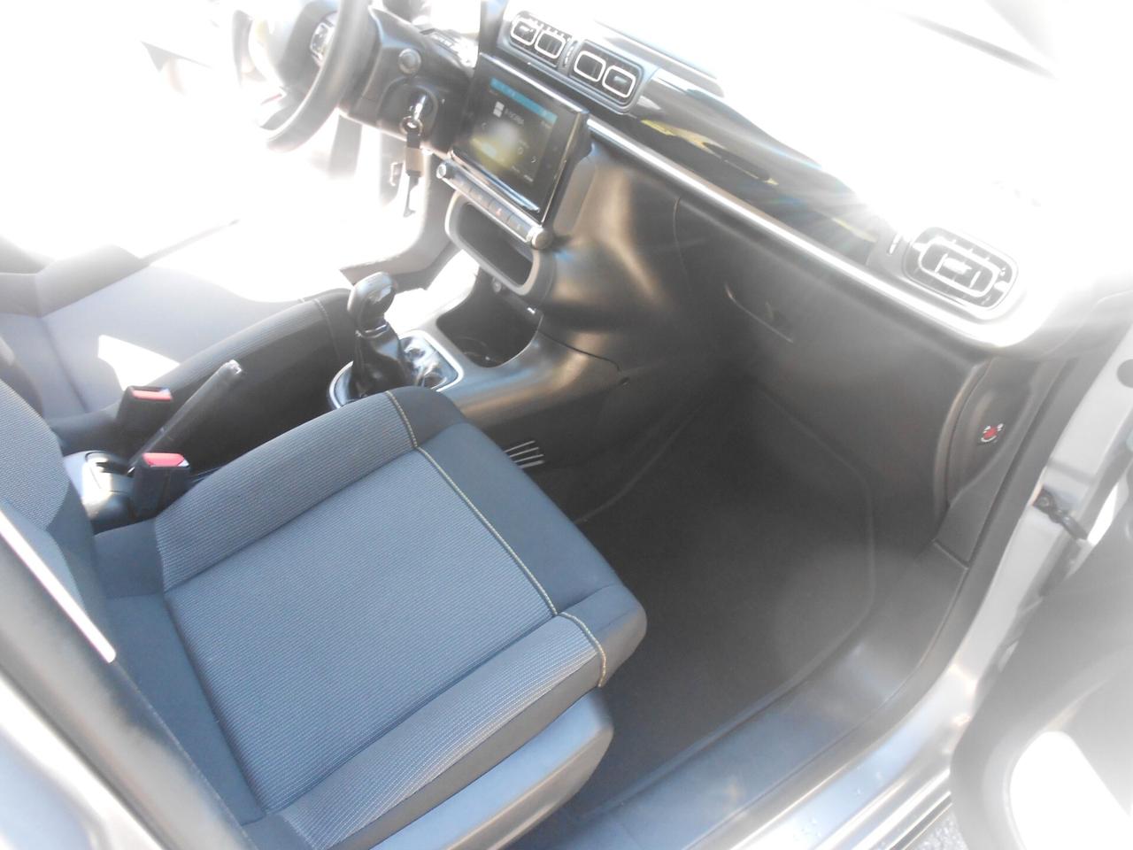 C3(my'23)1.2ie(BI-COLOR,LED,CRUISE,SENSORI)5posti