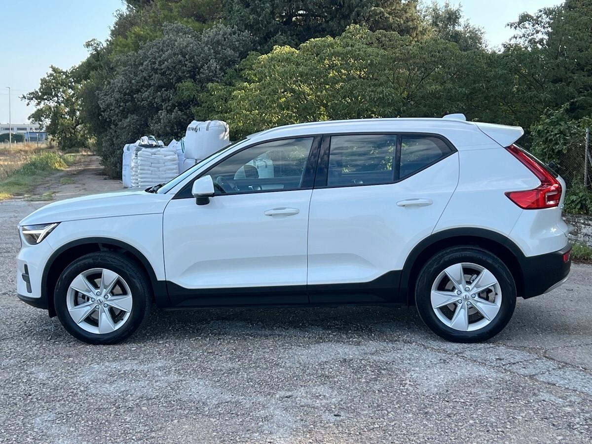 Volvo XC40 B3 automatico Core