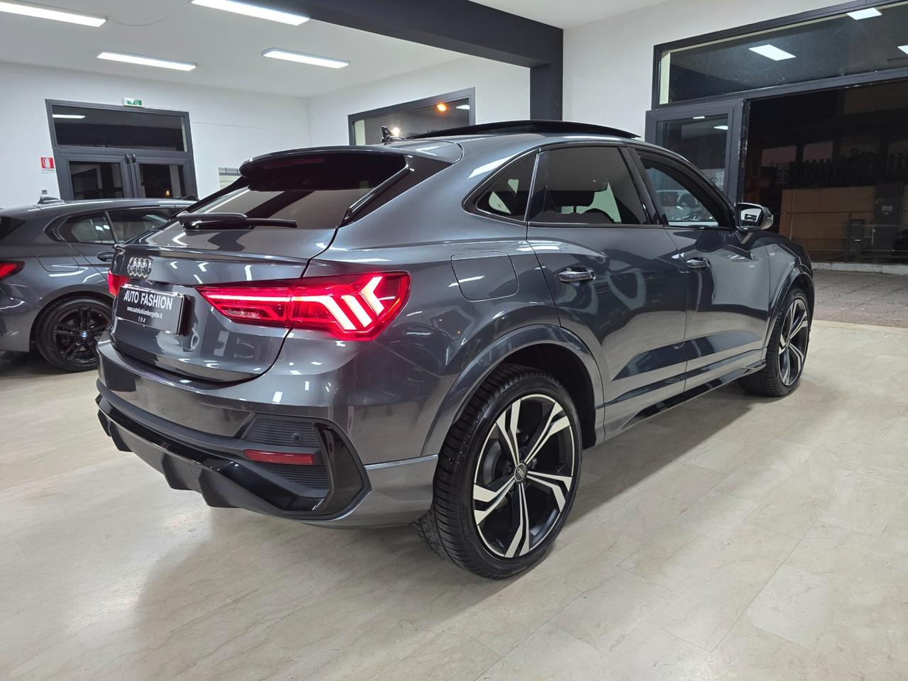 Audi Q3 SPB 35 TDI S tronic line (Tetto)