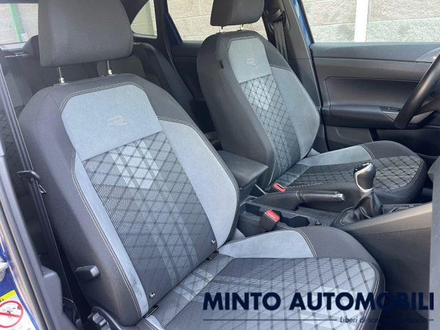 VOLKSWAGEN Taigo TSI 110CV R-LINE UNIPROPRIETARIO CERCHI DA 18"