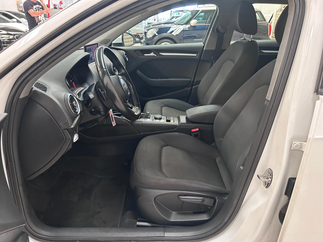 Audi A3 sportback 1.6 TDI 116cv S tronic SOLO PER COMMERCIANTI