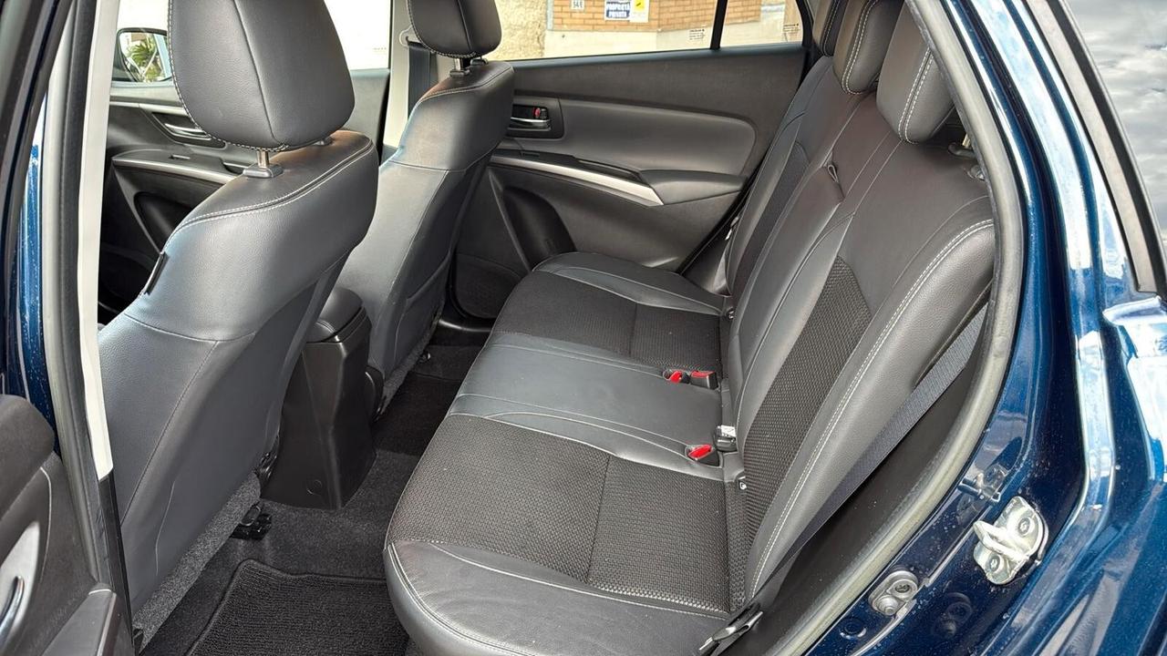 Suzuki S-Cross 1.4 Hybrid Top+