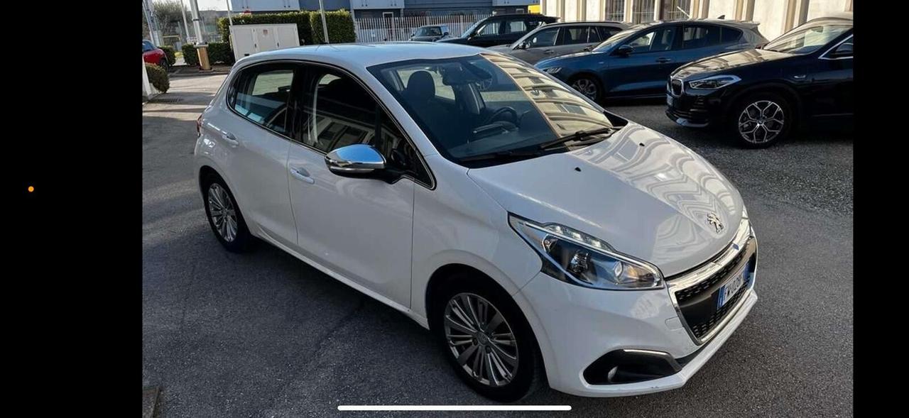 Peugeot 208 PureTech 82 Stop&Start 5 porte Allure