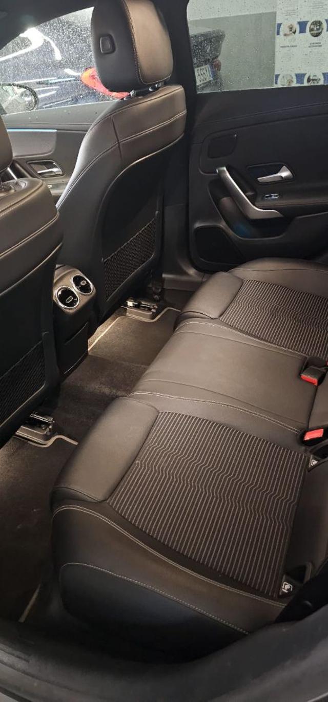 MERCEDES-BENZ CLA 180 d Automatic Shooting Brake Business Extra