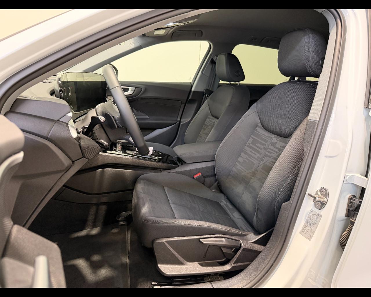 AUDI A5 AVANT 40 TDI MHEV+ S-TRONIC BUSINESS ADVANCED