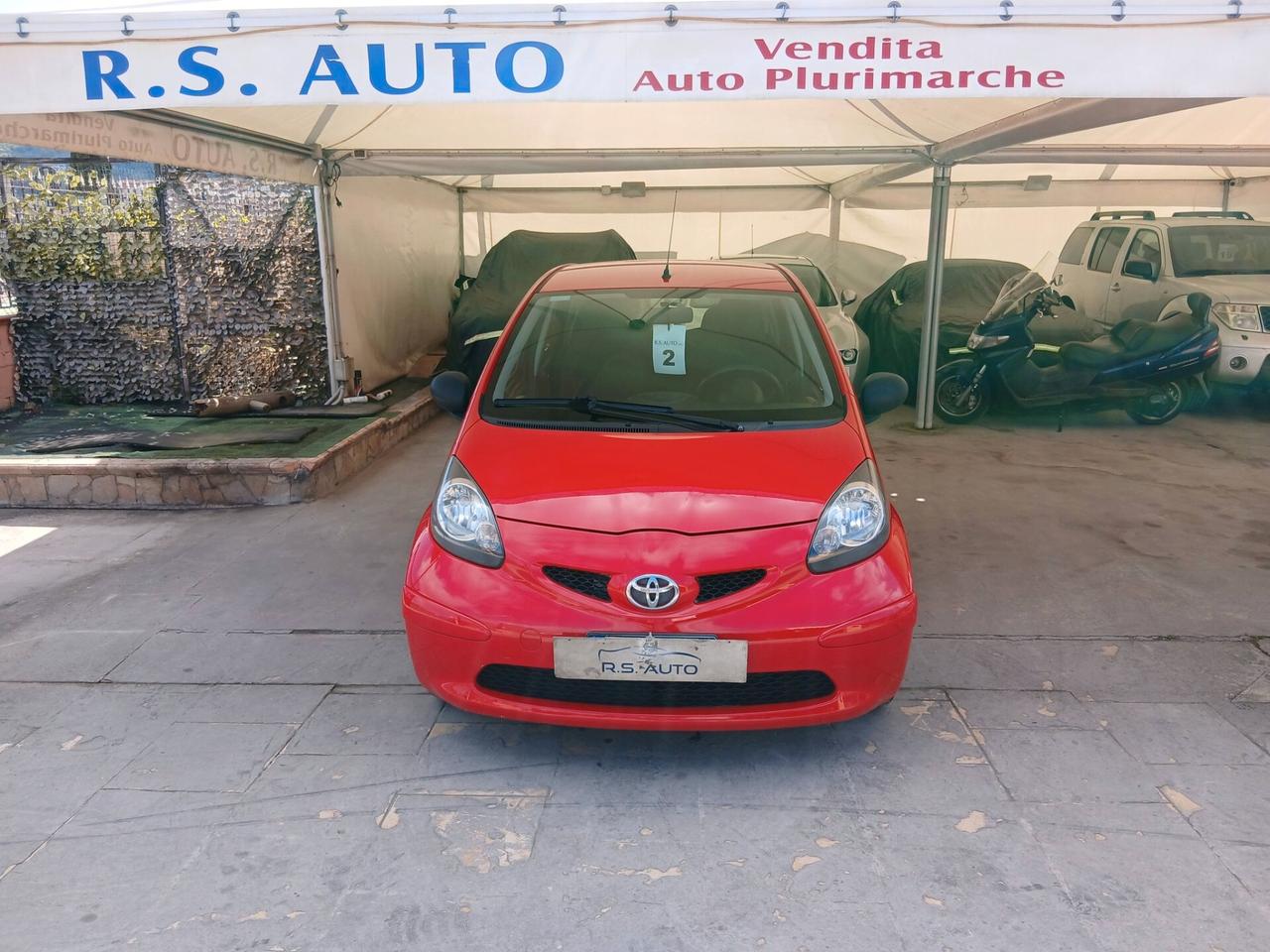 TOYOTA Aygo 1.0b 5p soli km114000 full 05