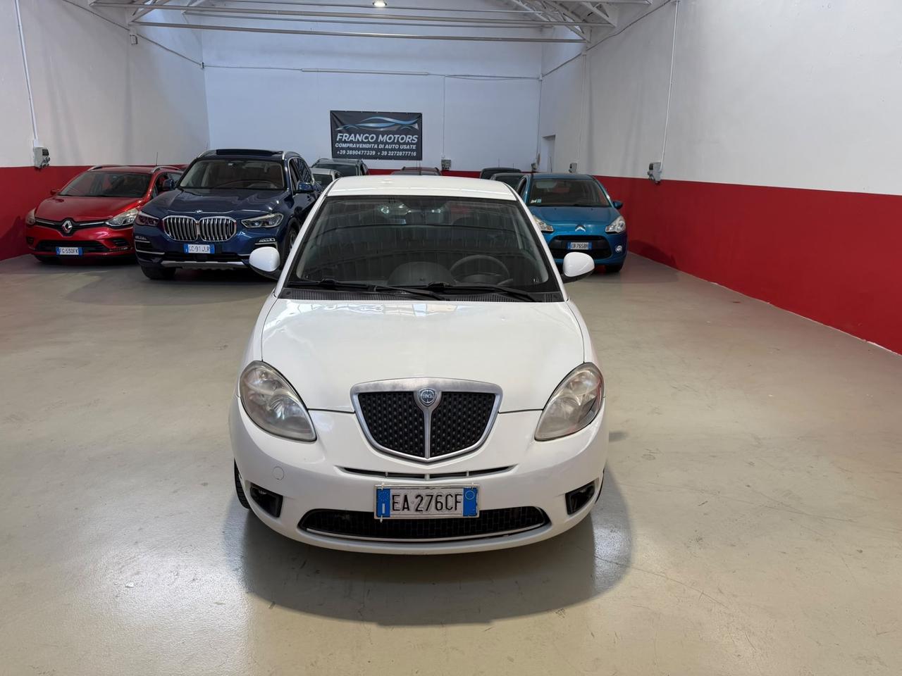 Lancia Ypsilon 1.2 Versus