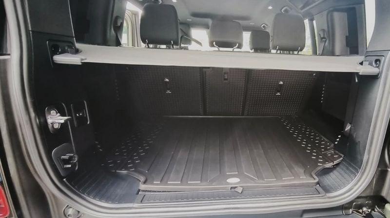 Land Rover Defender Defender 110 3.0D I6 200CV AWD S