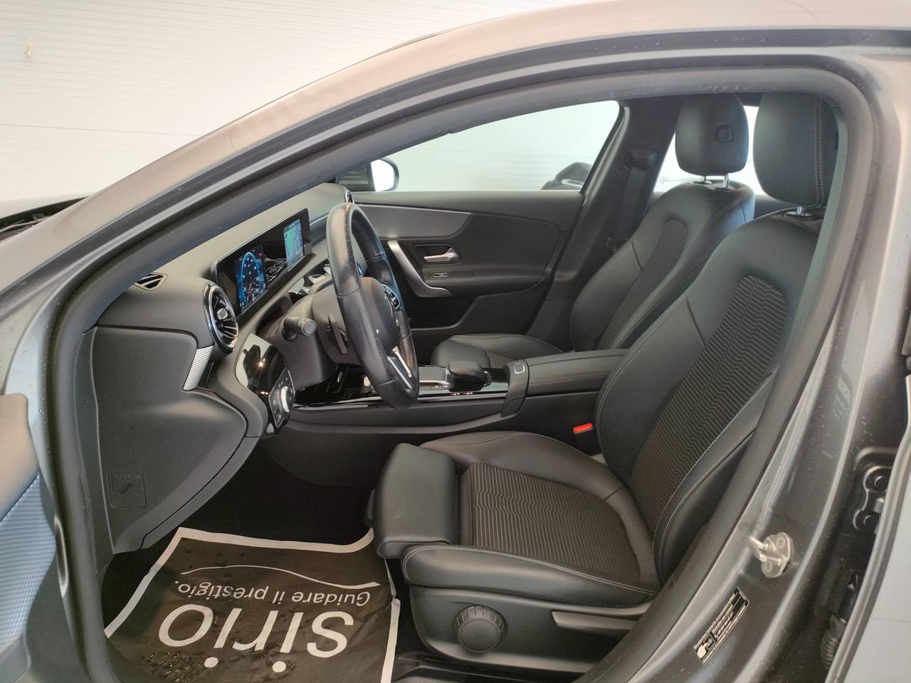 Mercedes-Benz Classe A - W177 2018 - A 180 d Sport auto