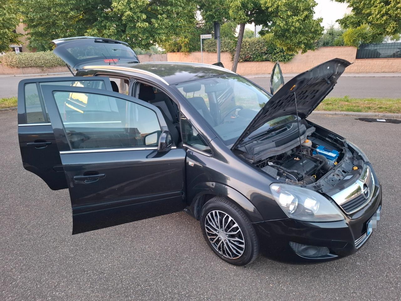 Opel Zafira 1.6 16V ecoM 150CV Turbo One