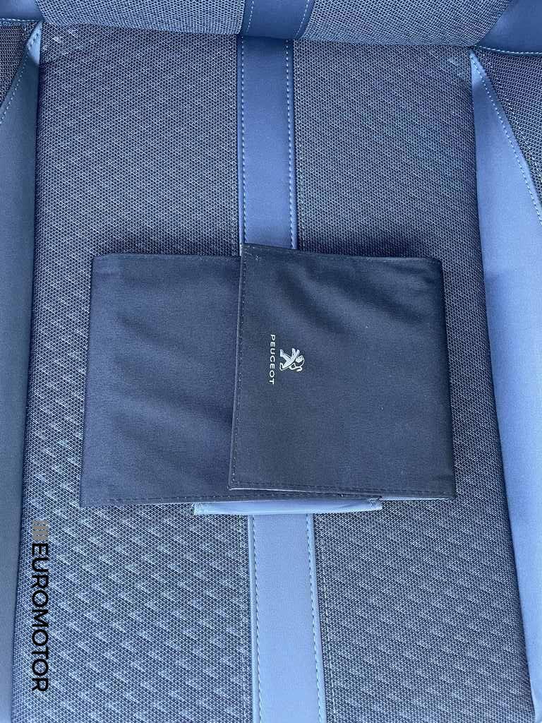 Peugeot 2008 1.5 BlueHDi Allure Navi Pack
