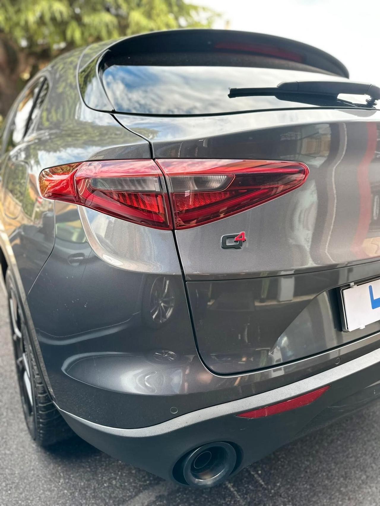 Alfa Romeo Stelvio 2.2 Turbodiesel 190 CV AT8 Q4 Business