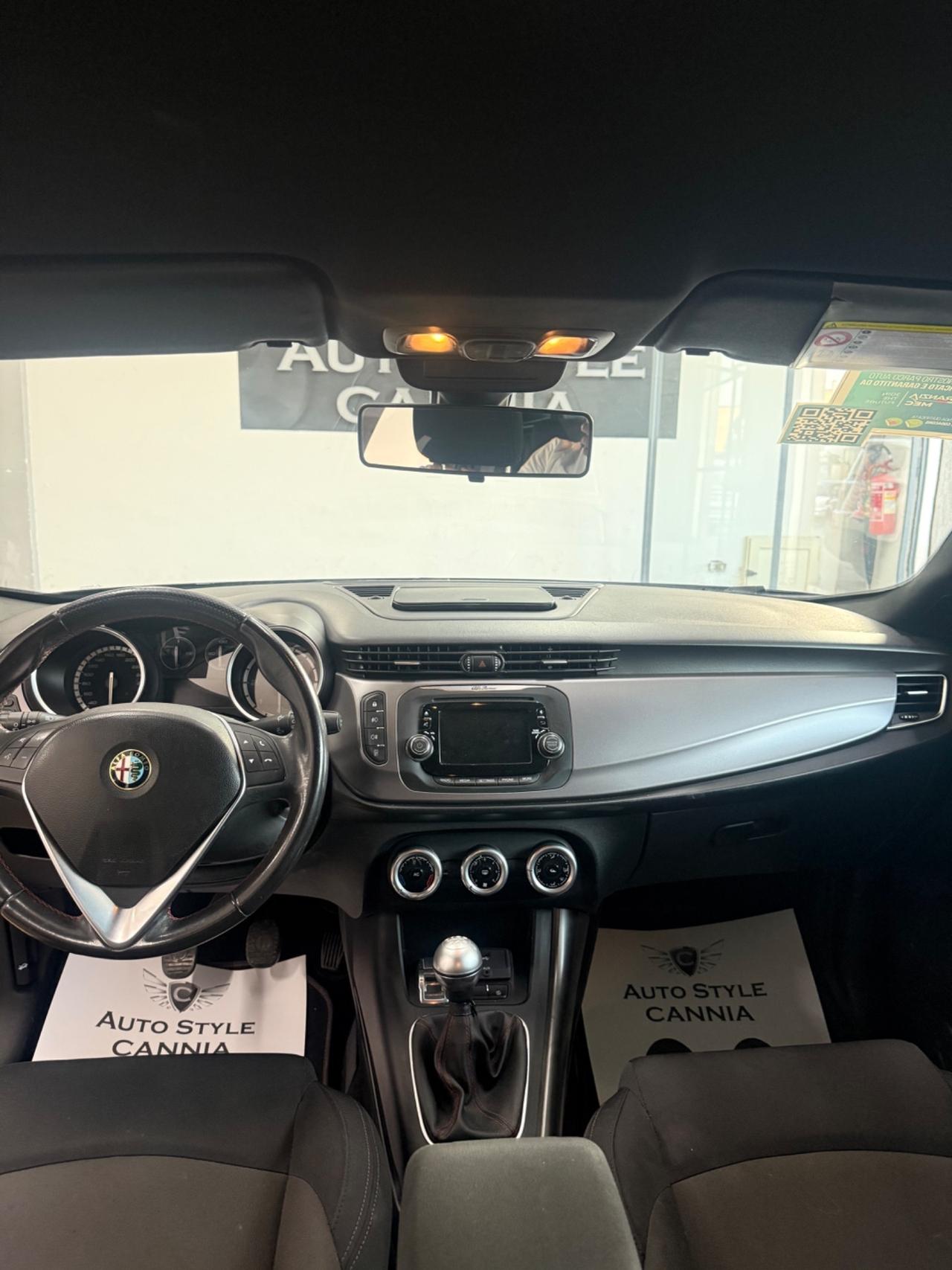 Alfa Romeo Giulietta 1.6 JTDm-2 105 CV Distinctive