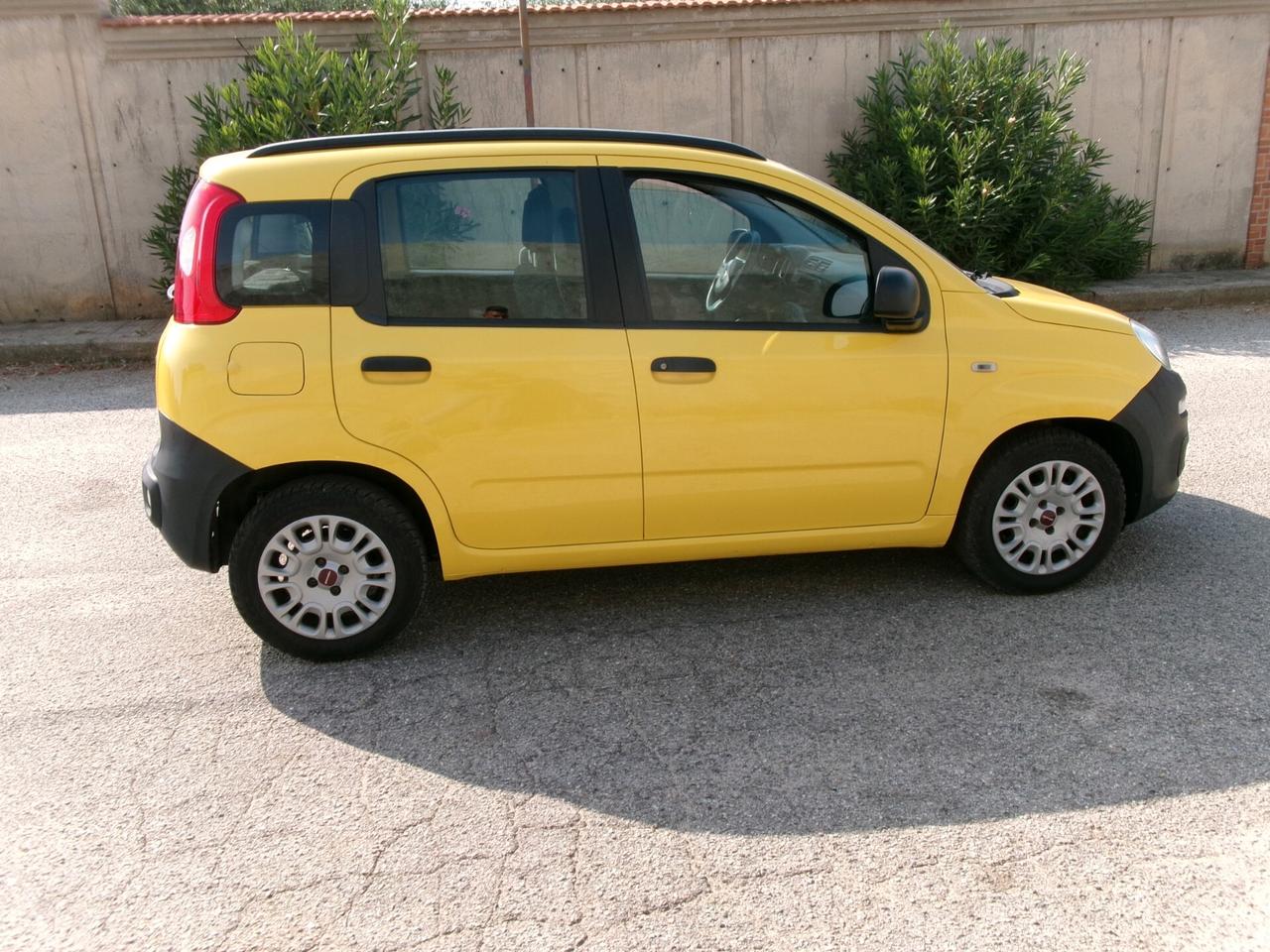 Fiat Panda 1.3 MJT 80 cv autocarro con i posti