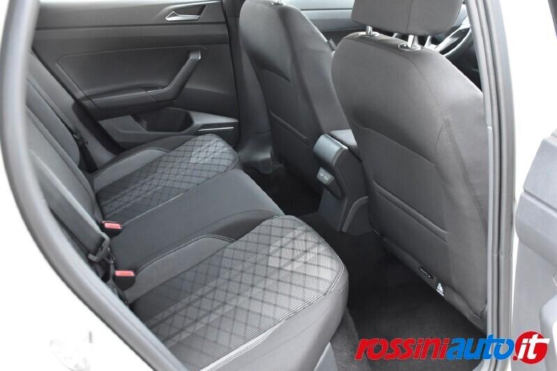 VOLKSWAGEN TAIGO 1.0 TSI 116 CV DSG R-LINE + MATRIX LED R18 REA