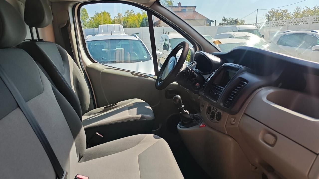 Renault Trafic T27 2.0 dCi/115 PC-TN Furgone DPF L1H1