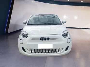 FIAT 500e 500 elettrica Nuova 500 Hatchback My23 La Nuova 500 - La Prima By Bocelli Berlina