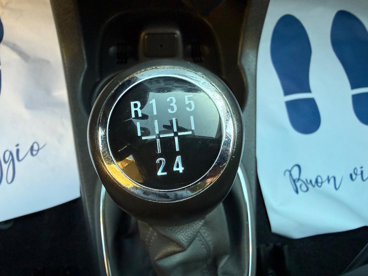 Opel Corsa 1.2 Benzina- Neopatentati