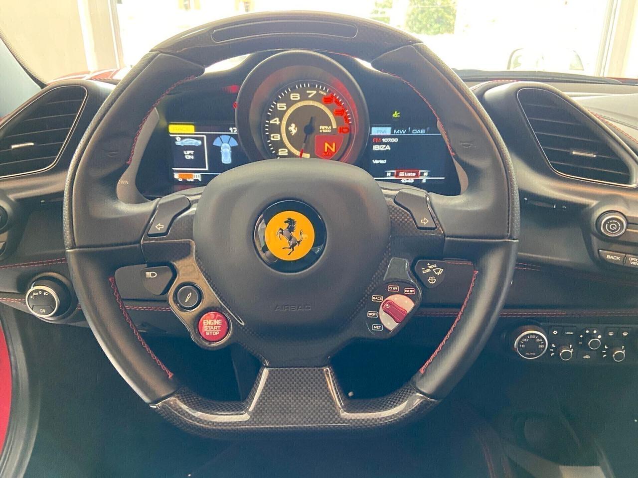 NUOVA FERRARI 488 GTB COUPE 3.9 DCT 670CV