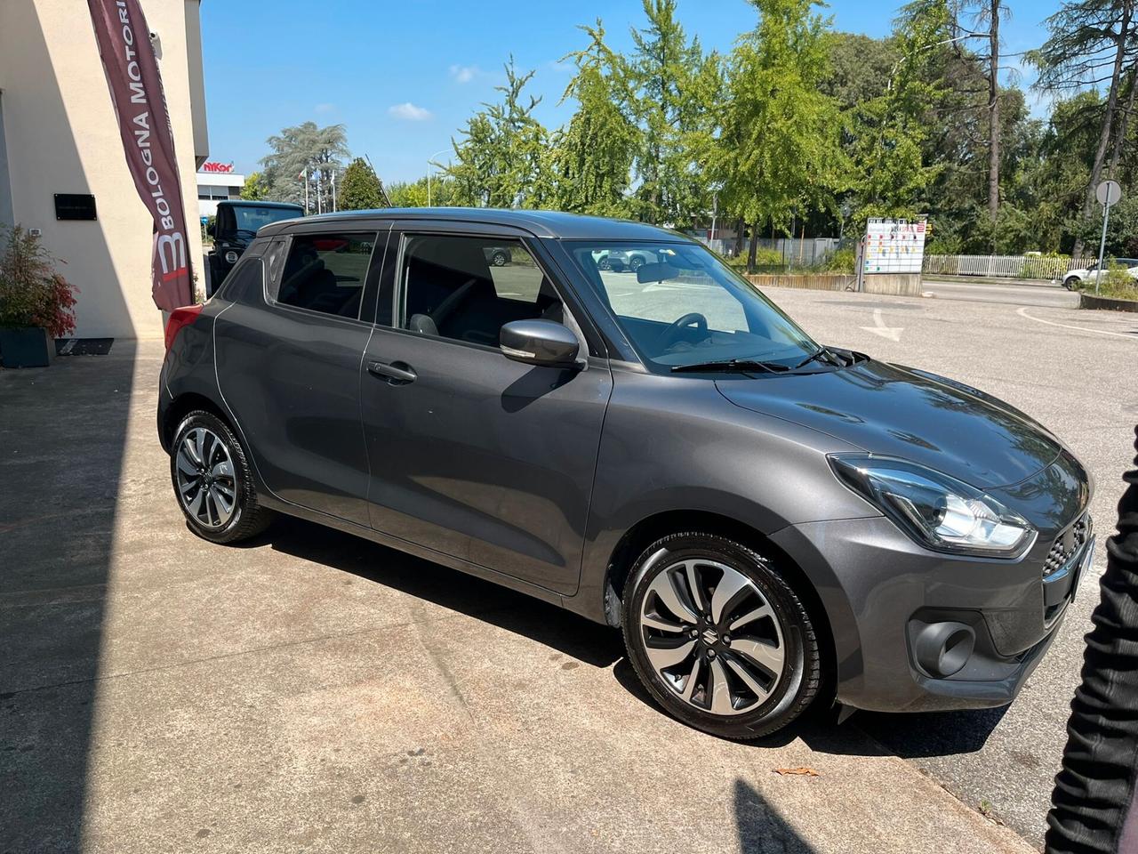 Suzuki Swift 1.2 Hybrid Top