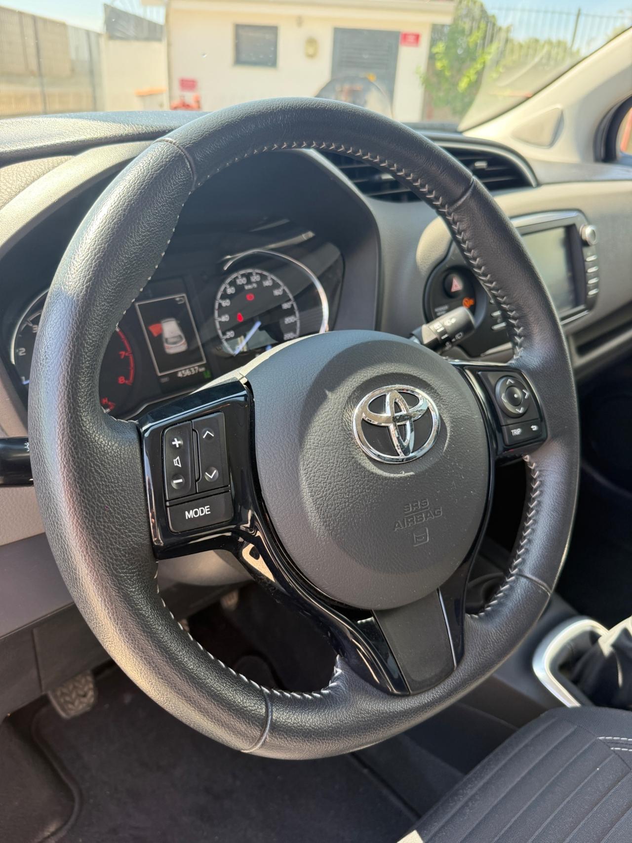 Toyota Yaris 1.0 5 porte Trend my20"
