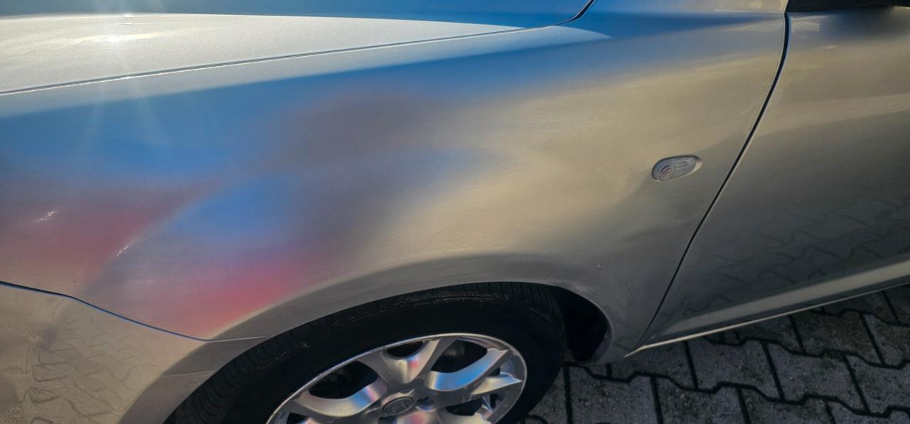 Alfa Romeo MiTo 1.6 JTDm 16V Distinctive Sport Pack