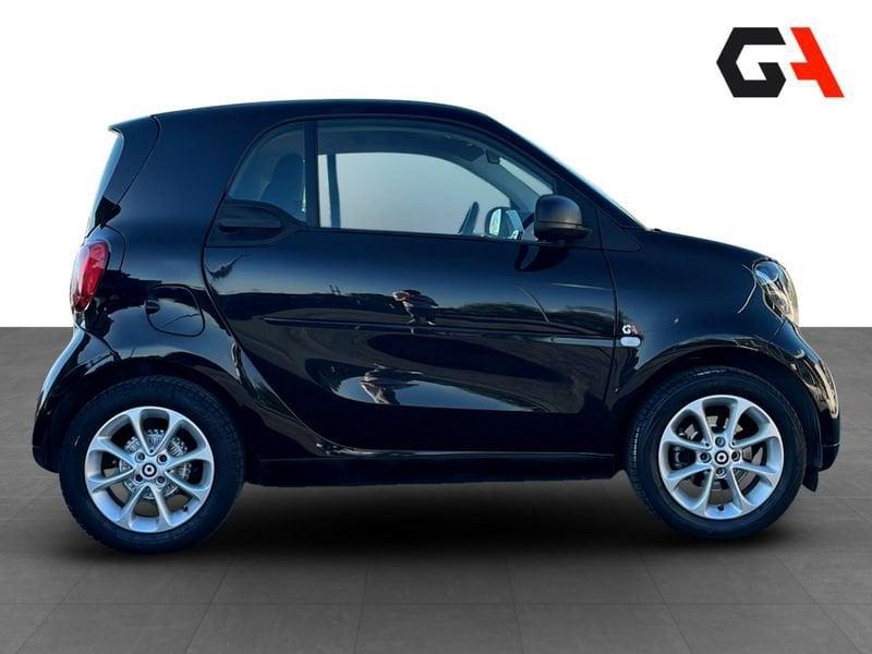 smart fortwo fortwo 70 1.0 twinamic Youngster
