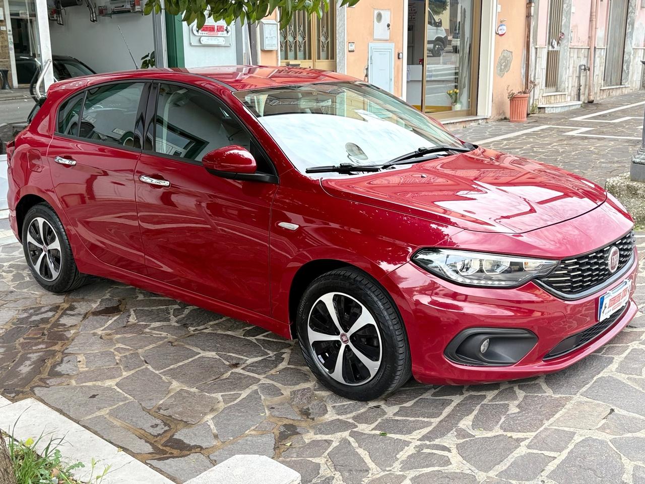 Fiat Tipo 1.6 Mjt 5PORTE Lounge ROSSO AMORE FULL