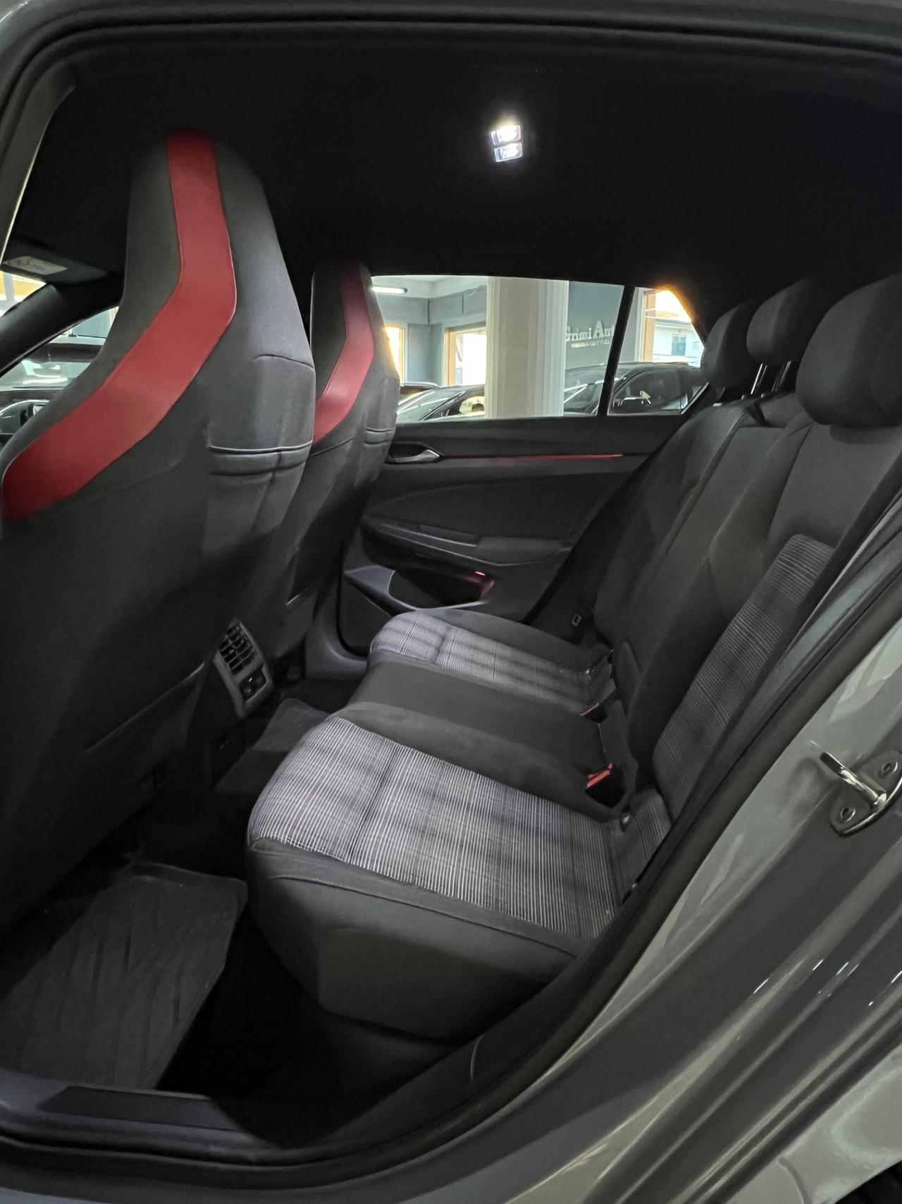 Volkswagen Golf GTI Golf 2.0 TSI GTI DSG
