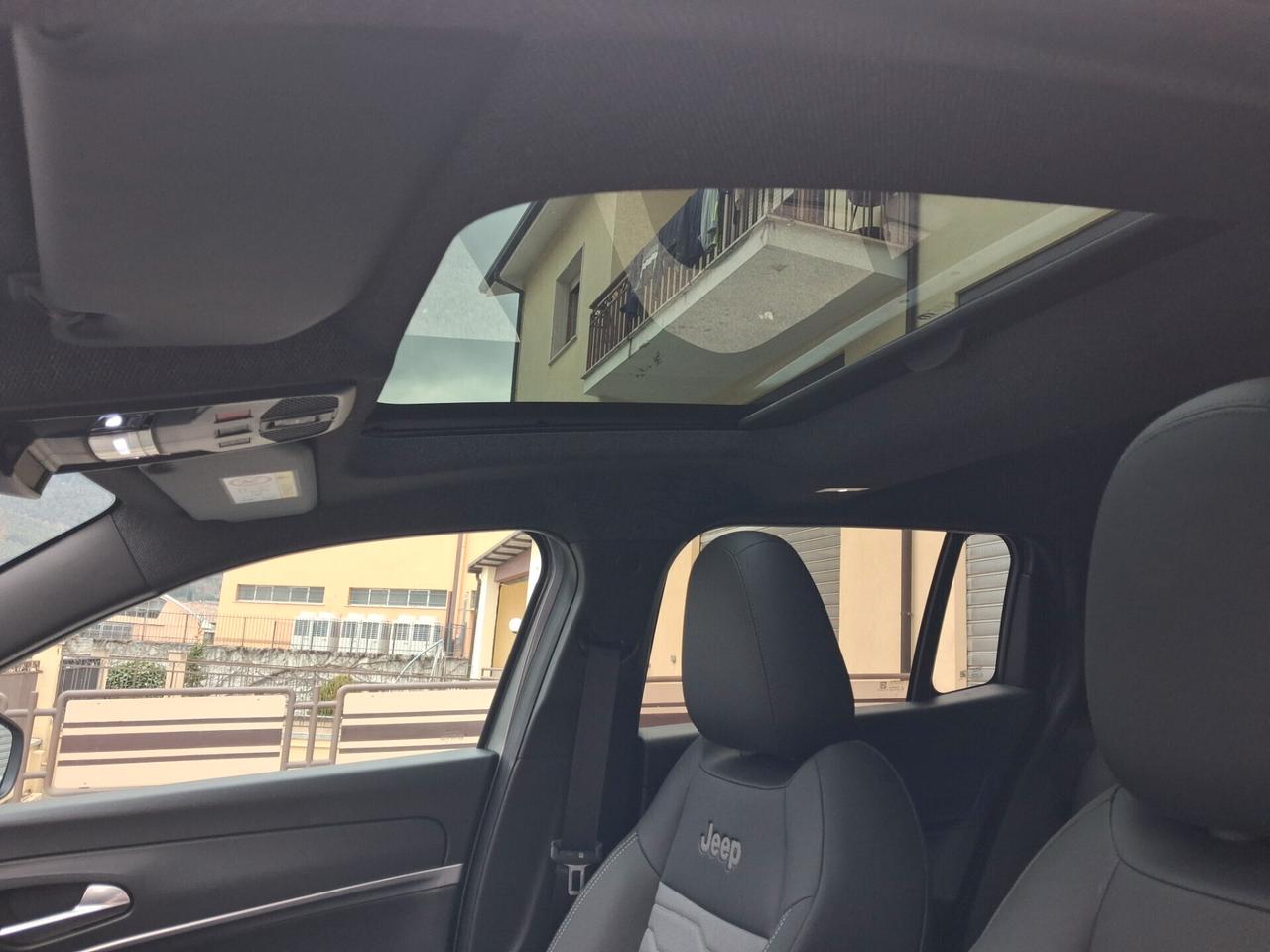 Jeep Avenger 1.2 Turbo 145 CV MHEV 4xe Overland